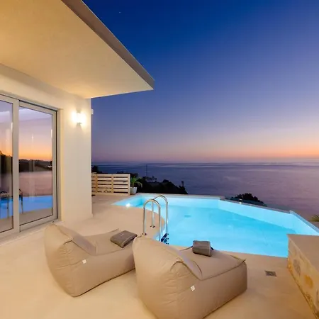 Sene - Sea Front Luxury